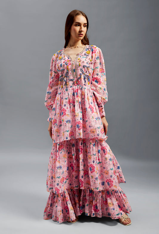 Sarah Kaftan With Fun Femine Layers