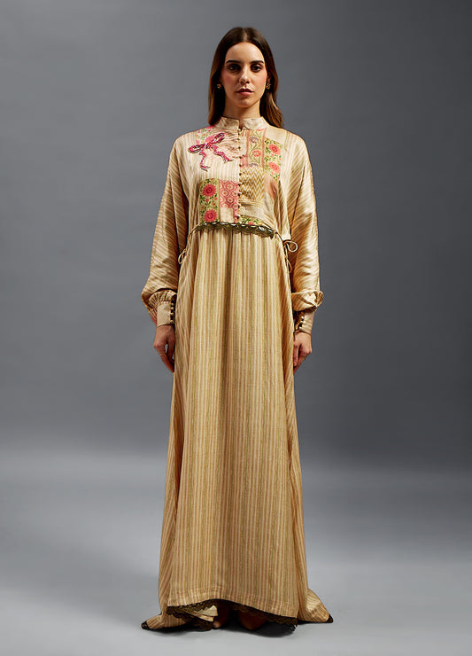 Reem Kaftan With Hand Embroidered Beaded Bow Details