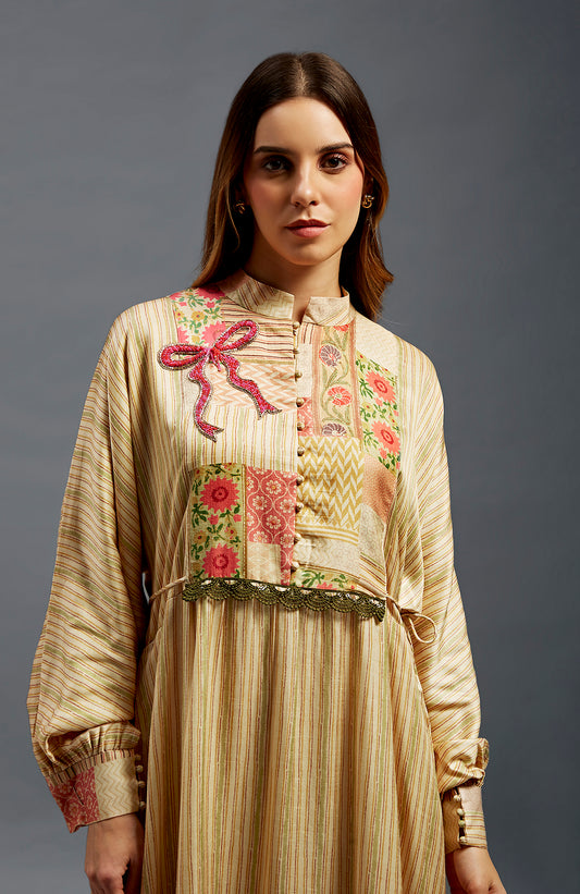Reem Kaftan With Hand Embroidered Beaded Bow Details