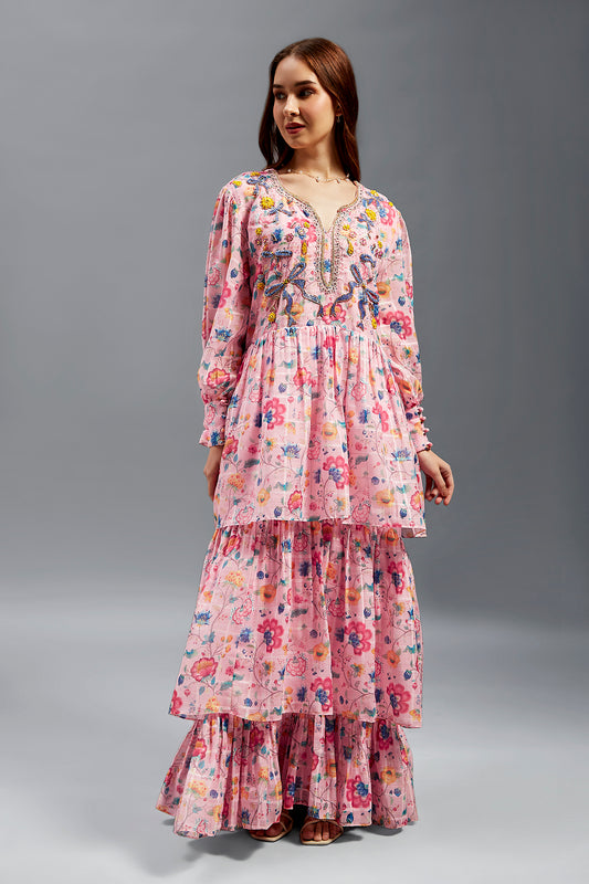 Sarah Kaftan With Fun Femine Layers